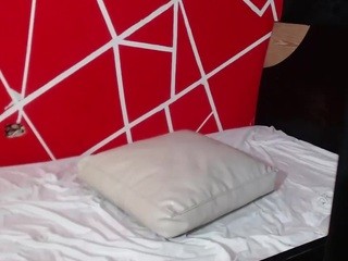 Katy-ebony-22 nude on cam – live sex chat