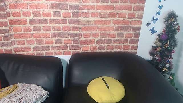 Ruvi_XXX_SL naked stripping on cam for live sex video chat