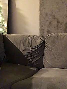 AnnaxNova naked stripping on cam for live sex video chat
