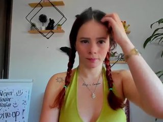 Eve-Ryan nude on cam – live sex chat