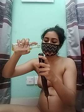 Sunny_Leonei naked stripping on cam for live sex video chat