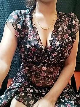 yourkaya naked stripping on cam for live sex video chat
