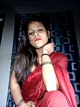 Cupcake-1 naked stripping on cam for live sex video chat
