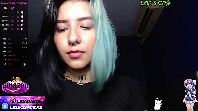 Leiacam naked stripping on cam for live sex video chat