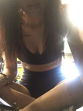 petilulu naked stripping on cam for live sex video chat
