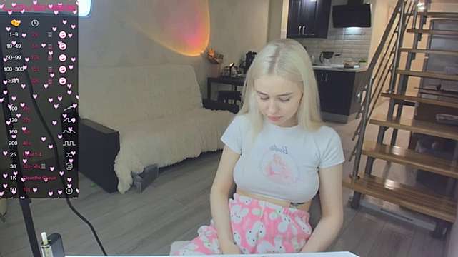 cute___blond naked stripping on cam for live sex video chat