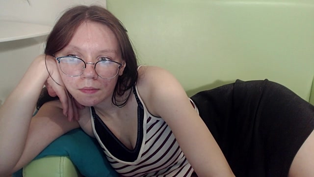 SelenaKiss naked stripping on cam for live sex video chat
