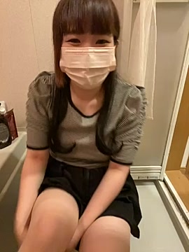 Madoka- naked stripping on cam for live sex video chat