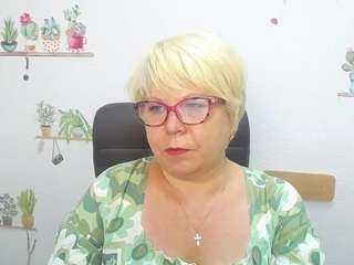 GorgiBambi nude on cam – live sex chat