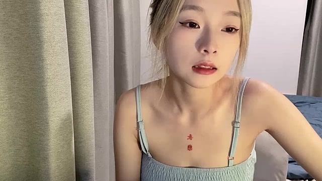 xiaoroubaby naked stripping on cam for live sex video chat