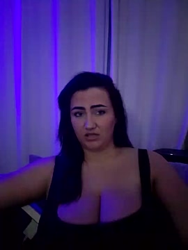 AlinaEnglish naked stripping on cam for live sex video chat