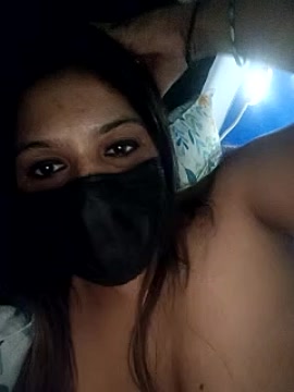 Jacqueline30 naked stripping on cam for live sex video chat