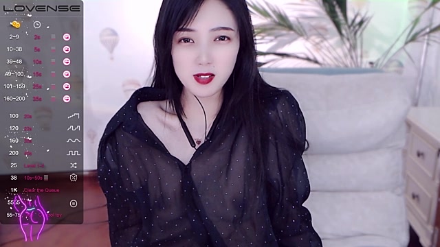 Lucker- naked stripping on cam for live sex video chat