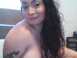 Marieskeez nude on cam – live sex chat