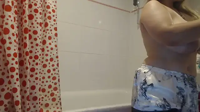 ElisionPray naked stripping on cam for live sex video chat