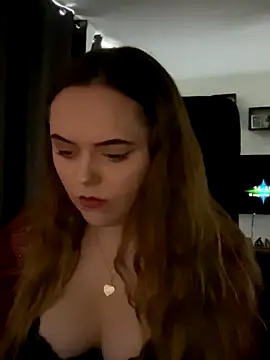 OliviaPrinses naked stripping on cam for live sex video chat