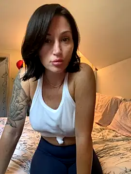 RachTal11 naked stripping on cam for live sex video chat