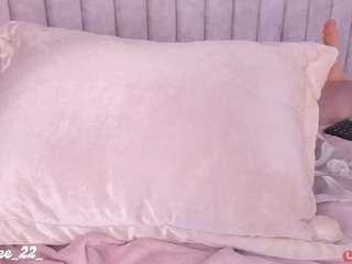 Chloe Dee nude on cam – live sex chat