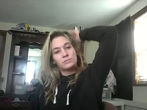 missymilf naked strip on webcam for live sex chat