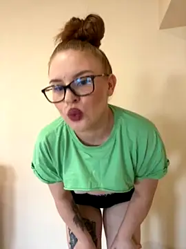 alexababy naked strip on webcam for live sex chat