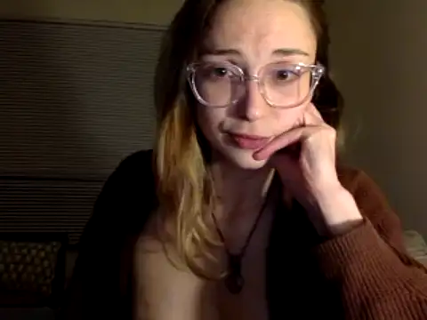 BakedMommy naked strip on webcam for live sex chat