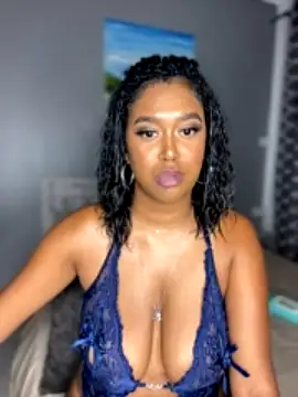 Emiilove naked strip on webcam for live sex chat