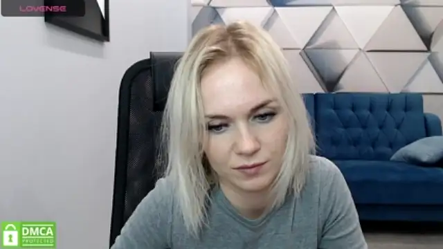 Sunny_L_1 naked strip on webcam for live sex chat