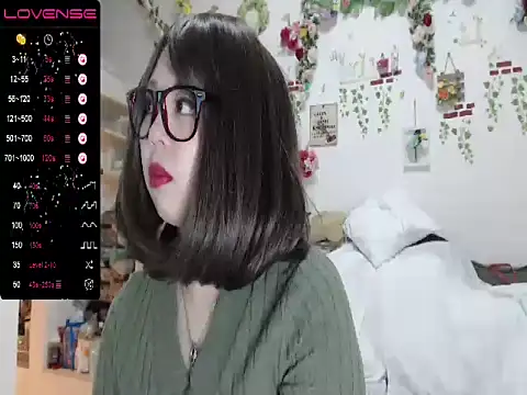 anyan0713 naked strip on webcam for live sex chat