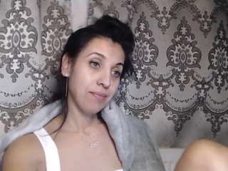 Sweetmiky nude on webcam live hottest sex chat