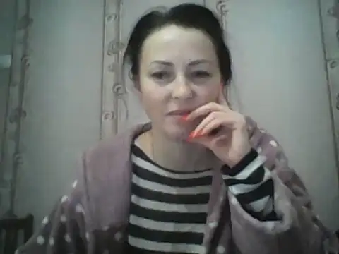 Ksenia91 naked strip on webcam for live sex chat