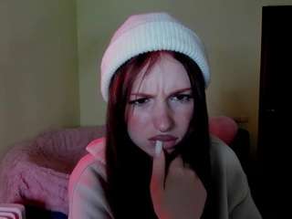 BellaaaJones nude on webcam live hottest sex chat