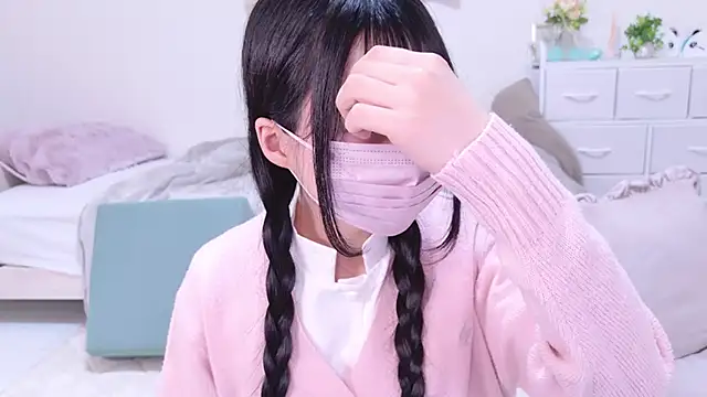 chihiro_ri naked strip on webcam for live sex chat