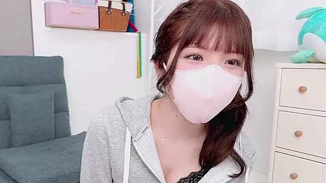 -minami- naked strip on webcam for live sex chat