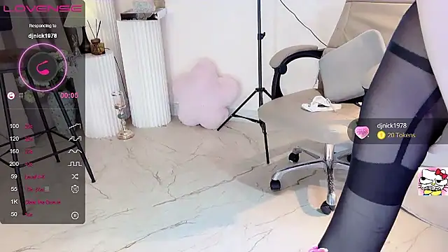 Hahaha_ha2 Free Live Sex Cam from Stripchat