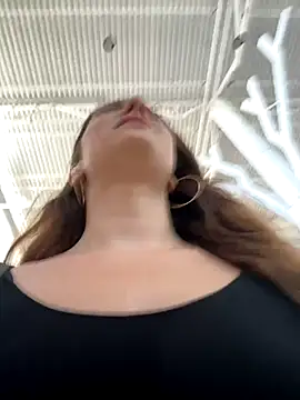 MariiD Free Live Sex Cam from Stripchat
