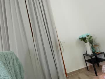 Erik and Alice Nudes and Live Cam