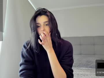 Helena Nudes and Live Cam