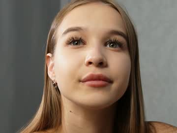 Kate Nudes and Live Cam