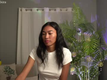 Kira Nudes and Live Cam
