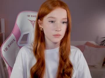 Leah Nudes and Live Cam