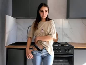 Luce Nudes and Live Cam