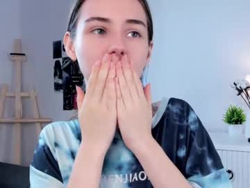 Meghan Nudes and Live Cam