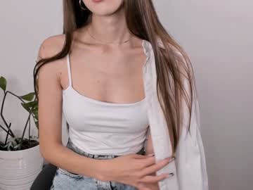 Melissa Nudes and Live Cam