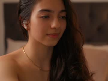 Naughty Samm Nudes and Live Cam