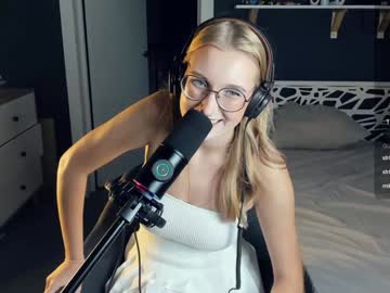 Renata Nudes and Live Cam