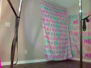 salem Nudes and Live Cam