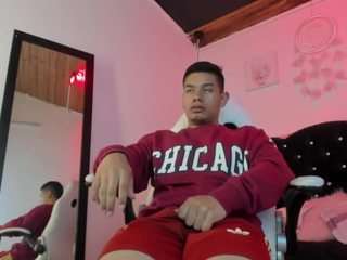 tony-dss Nudes and Live Cam