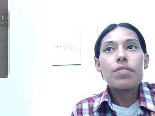 yourcuteneighbourr Nudes and Live Cam