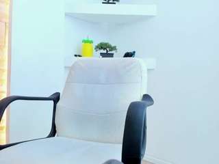chiara-jones Nudes and Live Cam