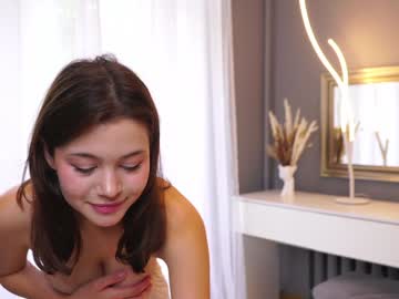 Diane Nudes and Live Cam